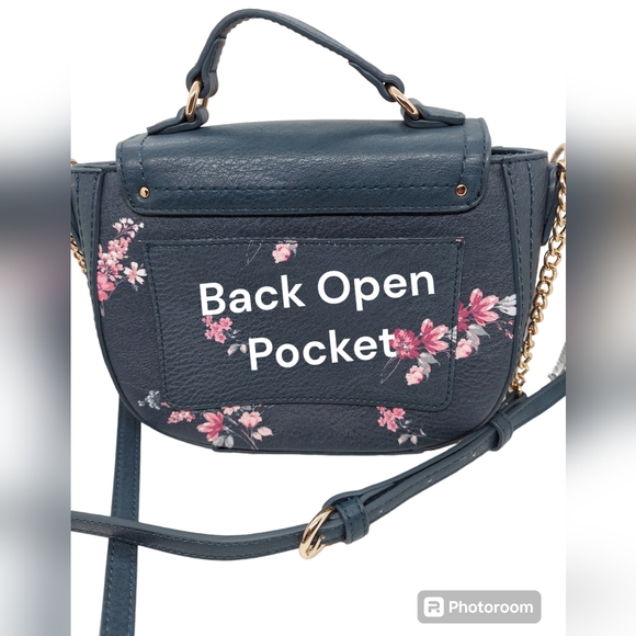 Lauren Conrad Crossbody Purse - Picture 5 of 11